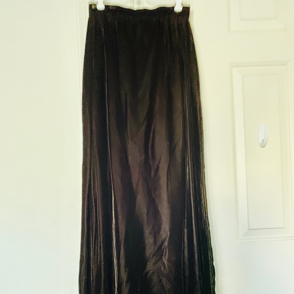 Brown velvet full skirt